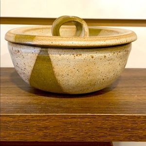 💗 handmade pottery bowl and lid